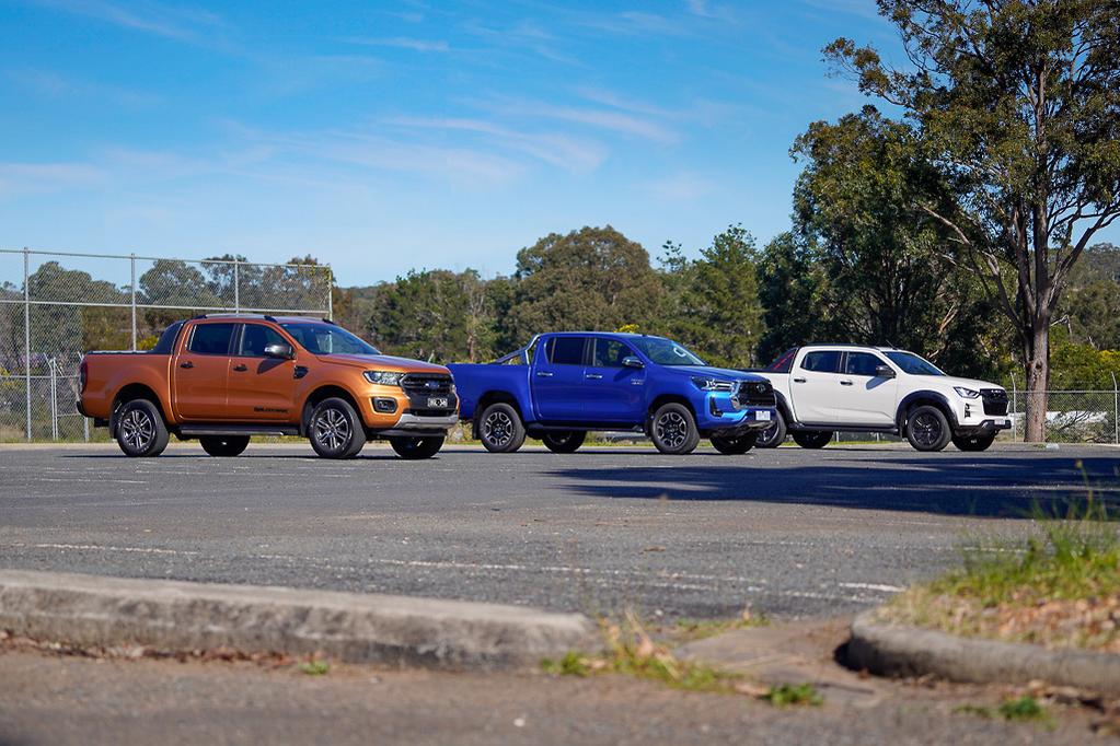 2021 Nissan Navara Pro-4X 4x4 (Red Alert)